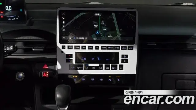 Hyundai Staria 2024 — Şəkil 2/20