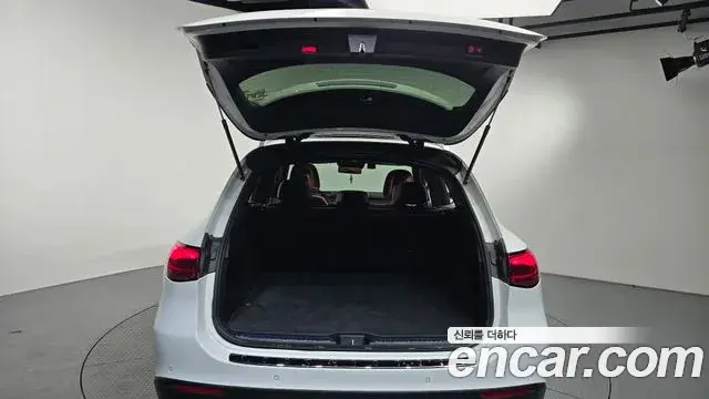 Mercedes-Benz GLC-Class 2023 — Фото 18/20
