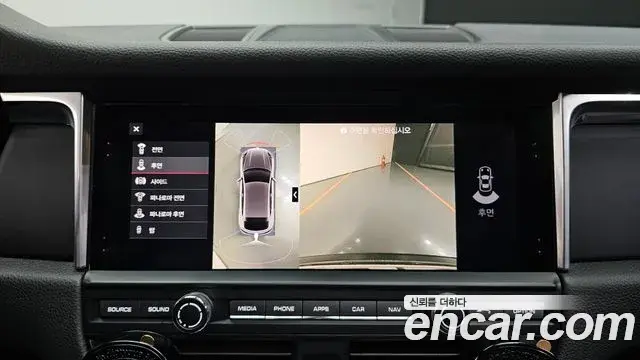Porsche Macan 2019 — Photo 15/20