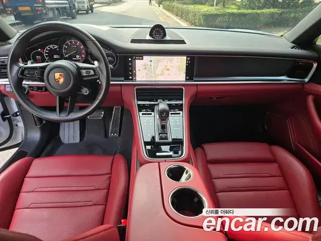 Porsche Panamera 2022 — Фото 10/20
