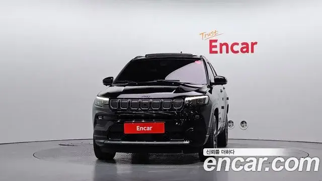 Jeep Compass 2022 — Фото 3/20