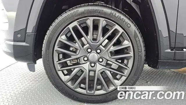 Jeep Compass 2022 — Фото 5/20