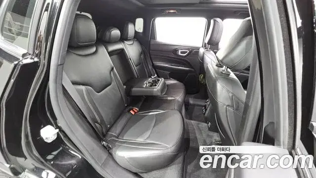 Jeep Compass 2022 — Фото 11/20