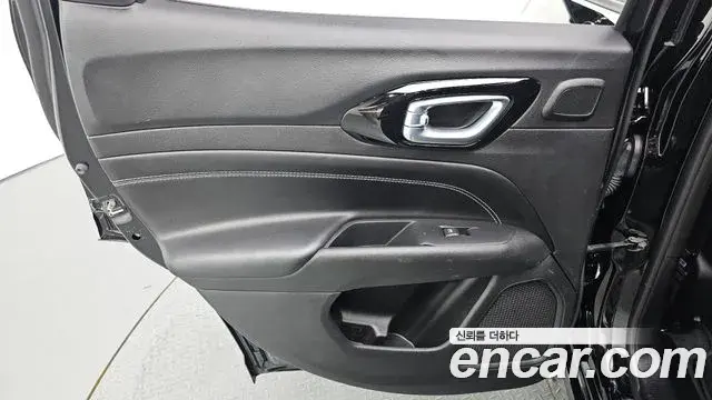 Jeep Compass 2022 — Şəkil 36/37