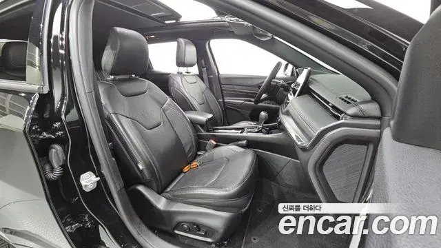 Jeep Compass 2022 — Şəkil 4/37