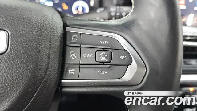 Jeep Compass 2022 — Şəkil 29/37