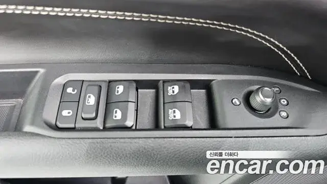 Jeep Compass 2022 — Şəkil 26/37