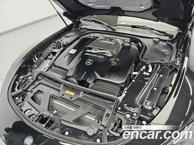 Mercedes-Benz AMG GT 2025 — ფოტო 9/19