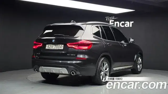 BMW X3 2018 — Фото 2/20