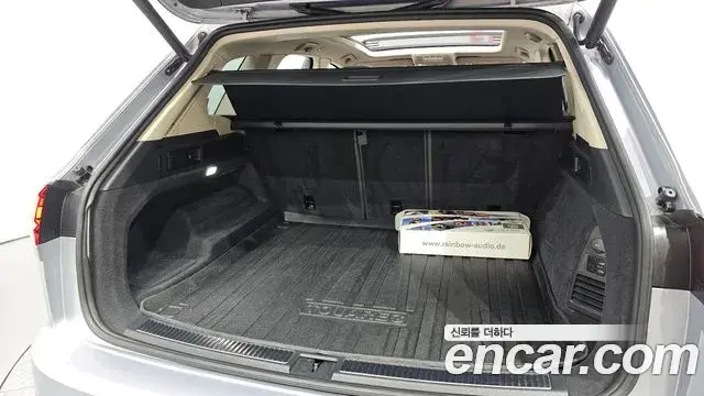 Volkswagen Touareg 2020 — ფოტო 11/37