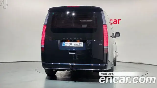 Hyundai Staria 2024 — Фото 4/20