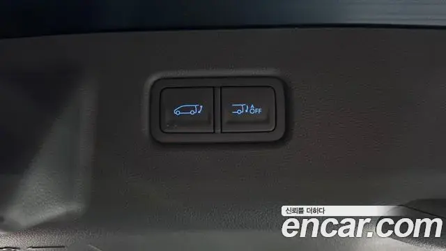 Hyundai Staria 2024 — Фото 19/20