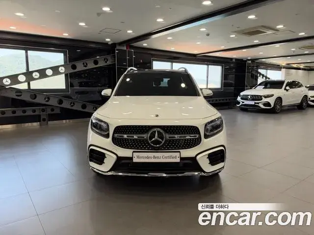 Mercedes-Benz GLB-Class 2025 — Фото 5/20
