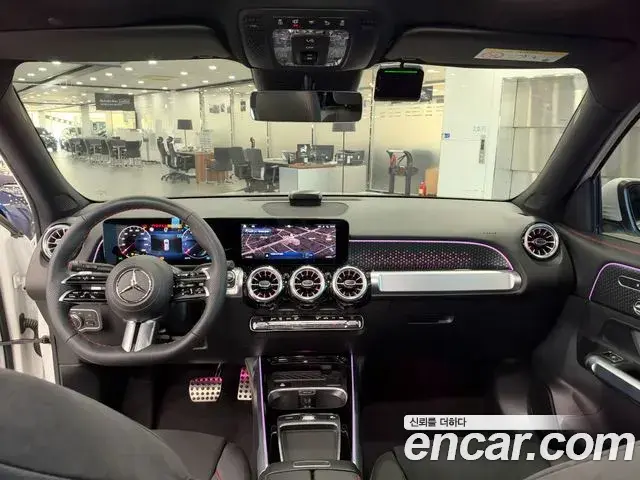 Mercedes-Benz GLB-Class 2025 — Фото 16/20