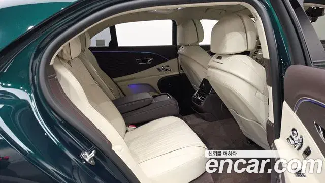 Bentley Flying Spur 2023 — Şəkil 14/39