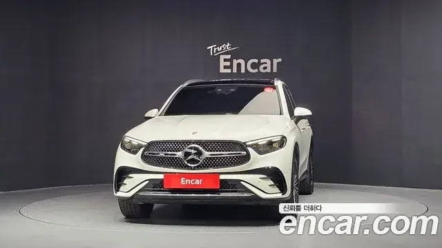 Mercedes-Benz GLC-Class 2026 — Фото 3/20