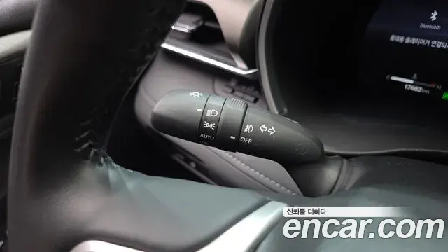 Toyota Highlander 2023 — Şəkil 20/33