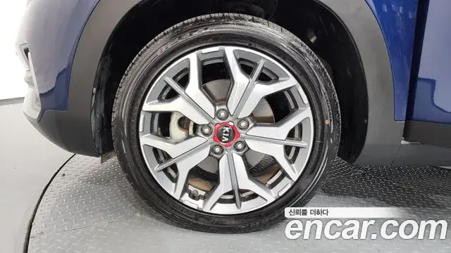 Kia Seltos 2020 — Şəkil 20/34