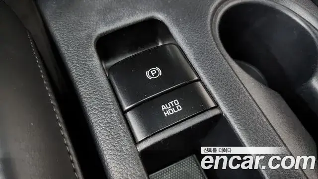Kia Seltos 2020 — Şəkil 9/34