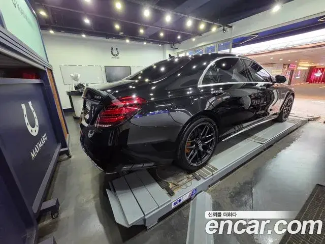 Mercedes-Benz S-Class 2020 — Фото 1/20