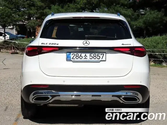 Mercedes-Benz GLC-Class 2026 — Фото 4/7