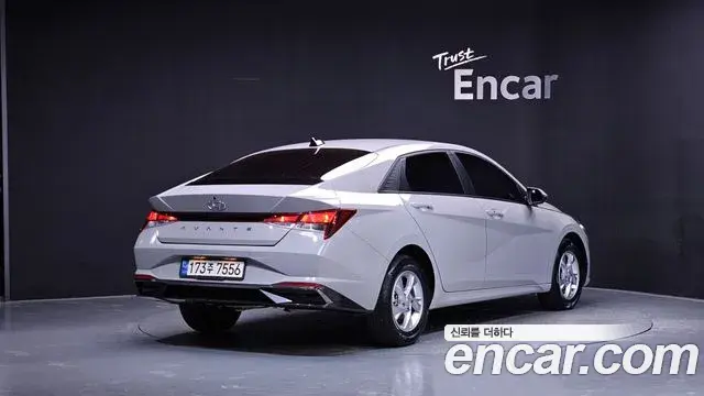 Hyundai Avante 2021 — Фото 2/20