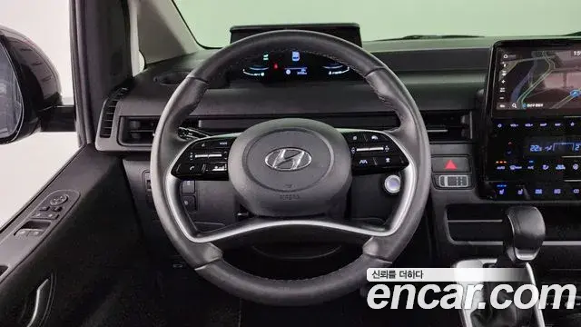 Hyundai Staria 2023 — Фото 13/20