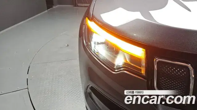 Jeep Compass 2022 — Photo 7/30