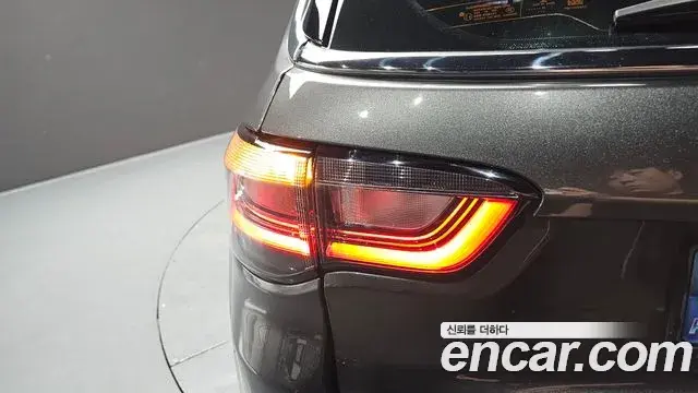 Jeep Compass 2022 — Photo 30/30