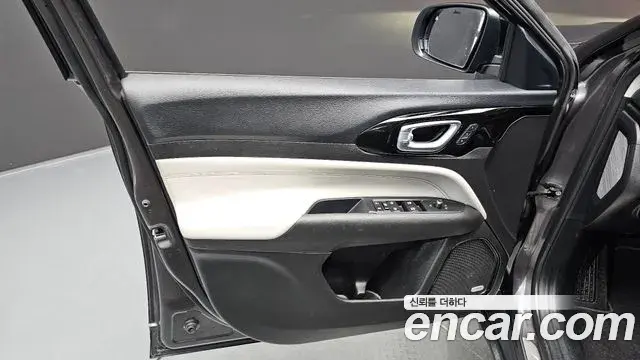 Jeep Compass 2022 — Photo 11/30