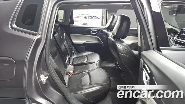 Jeep Compass 2022 — Photo 21/30