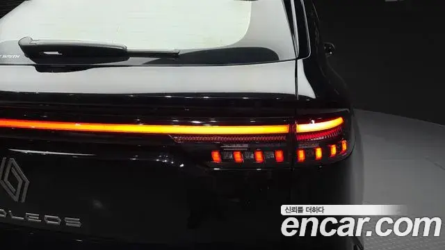 Renault Samsung Grand Koleos 2025 — Photo 16/35