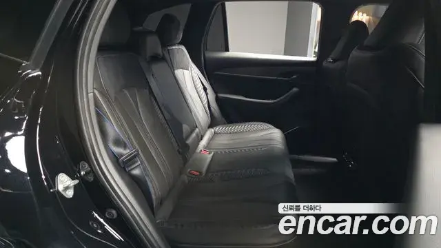 Renault Samsung Grand Koleos 2025 — Photo 30/35