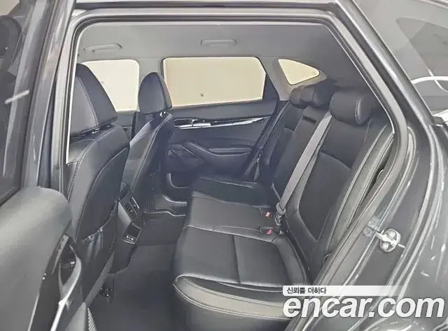 Kia Seltos 2025 — Şəkil 11/20