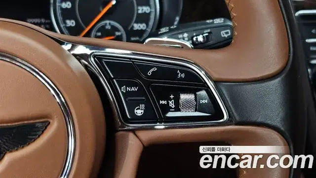 Bentley Bentayga 2018 — Photo 24/41