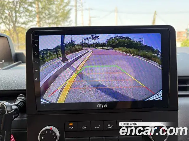 Hyundai Staria 2024 — Фото 14/16