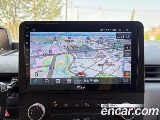 Hyundai Staria 2024 — Фото 15/16