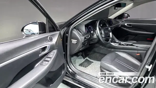 Hyundai Sonata 2020 — Фото 9/20