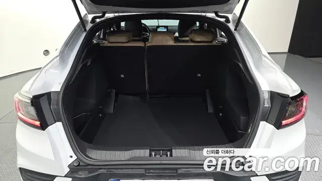 Renault Samsung Arkana 2025 — Şəkil 13/20