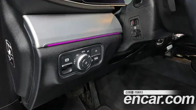 Mercedes-Benz GLE-Class 2019 — Фото 16/20