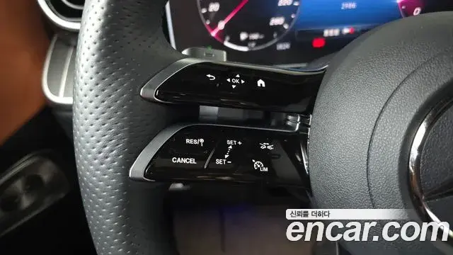 Mercedes-Benz GLC-Class 2024 — Фото 15/20
