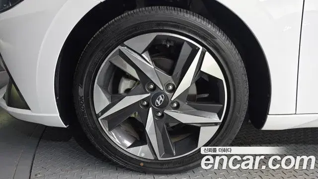 Hyundai Avante 2021 — Фото 4/20