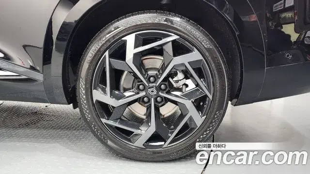 Renault Samsung Filante 2026 — Photo 7/37