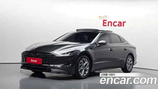 Hyundai Sonata 2022 — Фото 1/20