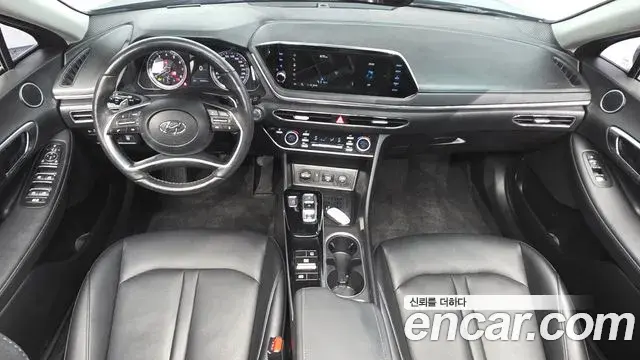 Hyundai Sonata 2022 — Фото 7/20
