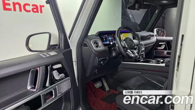 Mercedes-Benz G-Class 2022 — Photo 17/20