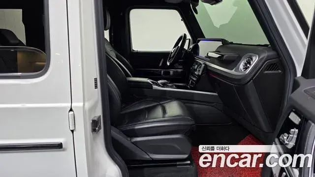 Mercedes-Benz G-Class 2022 — Photo 4/20