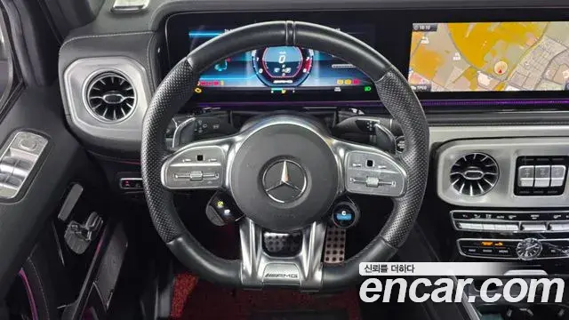 Mercedes-Benz G-Class 2022 — Photo 8/20