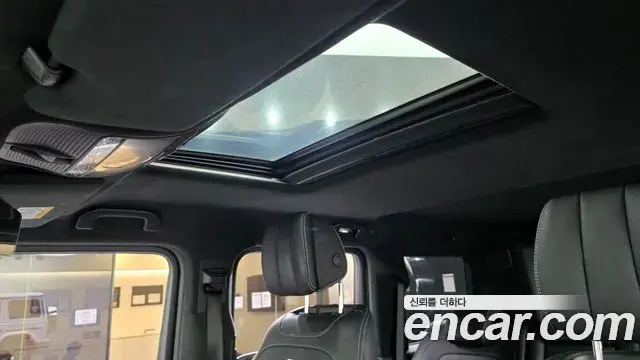 Mercedes-Benz G-Class 2022 — Photo 11/20