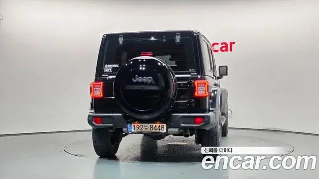 Jeep Wrangler 2023 — Фото 4/20